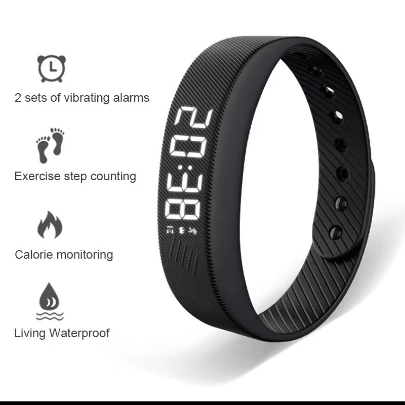 Harlwick™ Everyday Activity Band with Cable-Free USB Charging